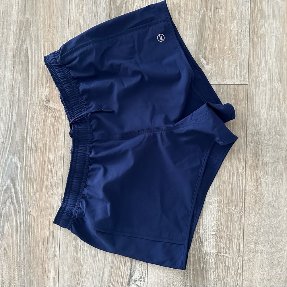 Vineyard Vines Navy Performance Shorts Sz M